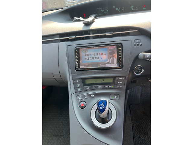 プリウス 1.8 S フォグ・バックカメラ・メモリーナビ地デジ プリウス 1.8 S フォグ・バックカメラ・メモリーナビ地デジ