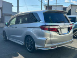 オデッセイ 2.4 アブソルート 両側パワースライド・フリップダウンモニタ