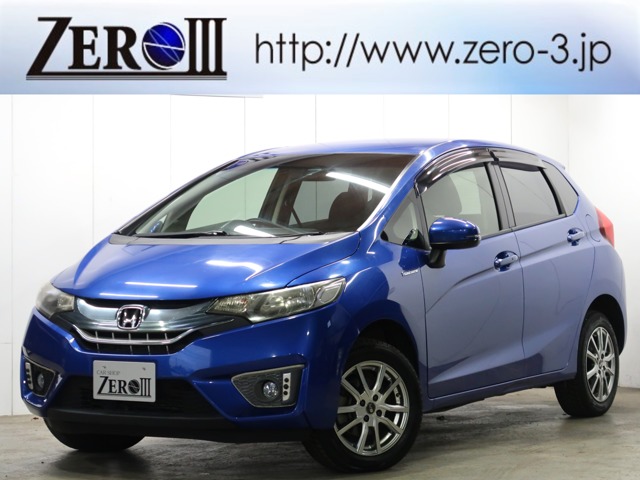 フィット 1.5 ハイブリッド Fパッケージ 4WD ナビ/TV/禁煙車/夏冬タイヤ