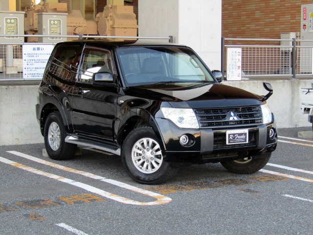 パジェロ 3.0 ショート VR-I 4WD 