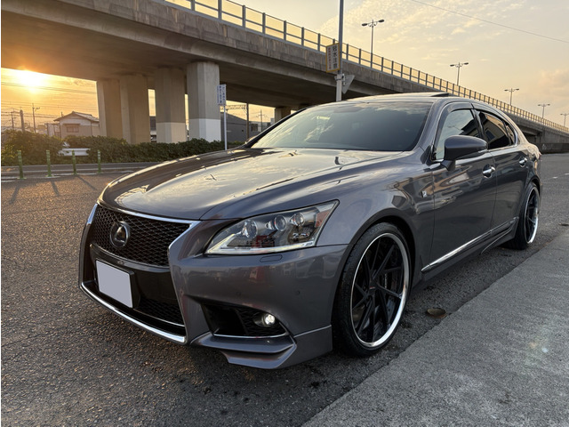 LS 600h Fスポーツ 4WD 