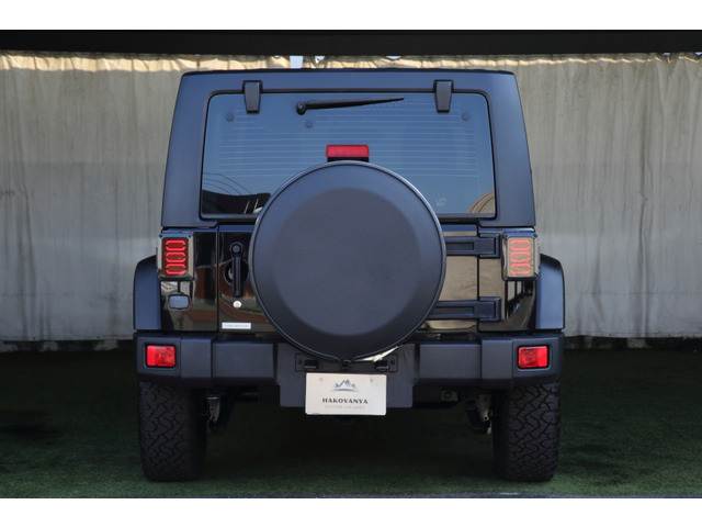 クライスラージープ ラングラー アンリミテッド スポーツ 4WD の