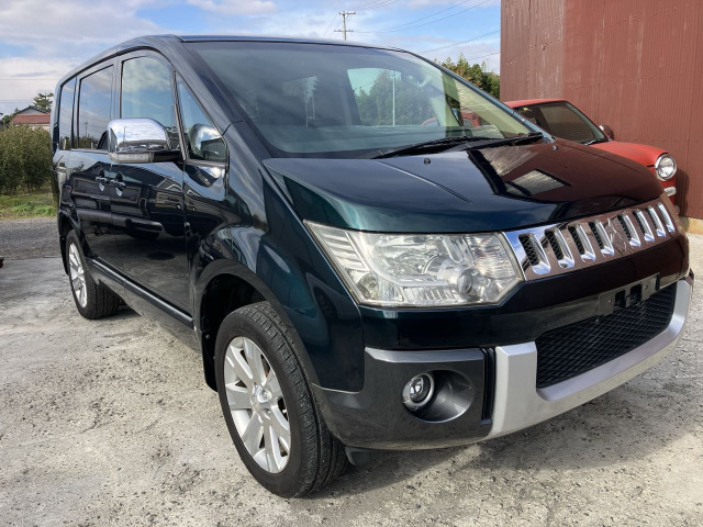 デリカD:5 2.4 G ナビパッケージ 4WD 前席シートヒーター 左パワスラ ETC