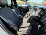 XC40 T4 モメンタム ヒーター付電動シート Bカメラ ETC