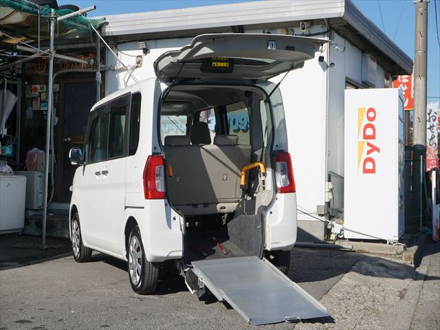 タント  福祉車両スローパー電動ウィンチ