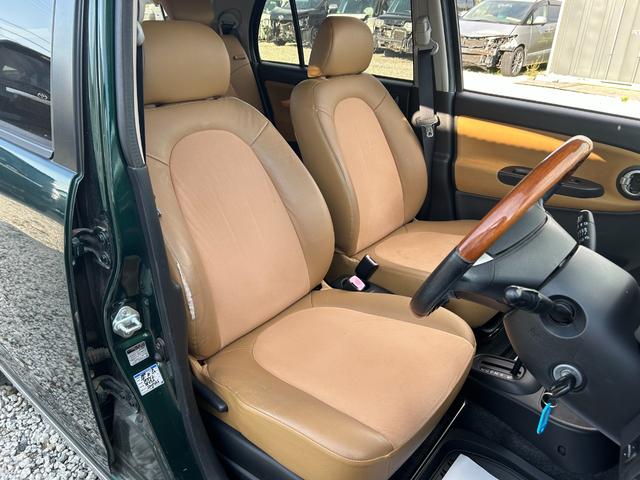 ダイハツ ミラジーノ ミニライト MOMOステアリングホイール HID
