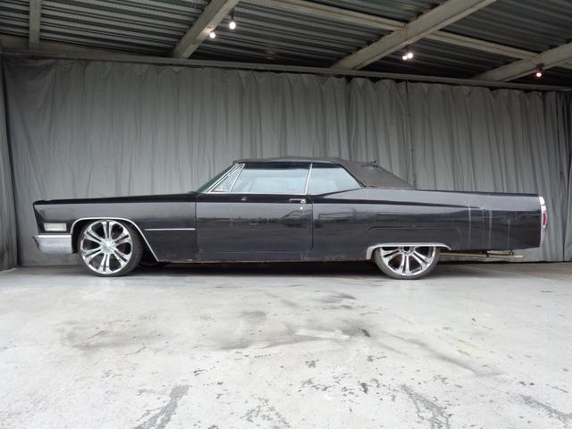 キャデラック デビル 1967年モデル コンバチ ハイドロ の中古車