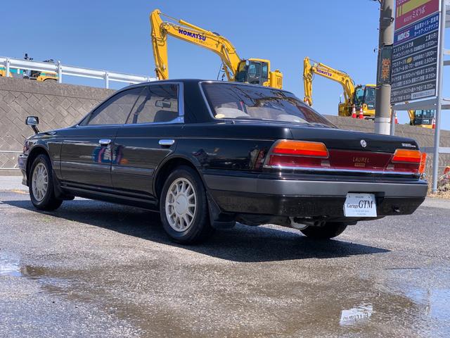 管m310212-0102 日産 ローレル HC33 C33 33 純正 テールランプ 3点セット ガーニッシュ ICHIKOH 7325/4648  アオシマ、「1⁄24 ニッサン HC33 ローレルメダリストCLUB・L \u002791