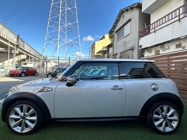 BMW MINI ミニ クーパー S 後期型 サンルーフ ナビ TV ETC付 の中古車