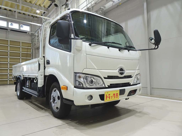 中古車 日野 デュトロ 4.0 セミロング フルジャストロー ディーゼル 3t  