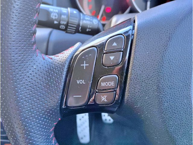 中古車 マツダ マツダスピードアクセラ 6MT/BOSE/スマートキー 中古車 マツダ マツダスピードアクセラ 6MT/BOSE/スマートキー