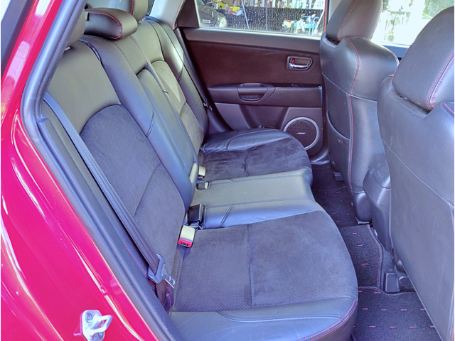 中古車 マツダ マツダスピードアクセラ 6MT/BOSE/スマートキー 中古車 マツダ マツダスピードアクセラ 6MT/BOSE/スマートキー