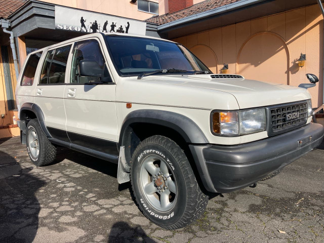 いすゞ ビッグホーン Highway の中古車詳細 (274,000km, ホワイト