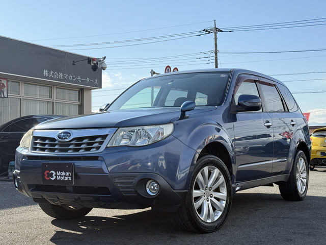 フォレスター 2.0 XS 4WD 5速MT Bカメラ ヒーター付電動シート