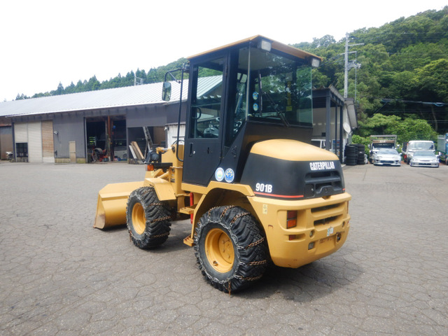 その他 CAT ホイールローダー タイヤショベル 除雪 901B の中古
