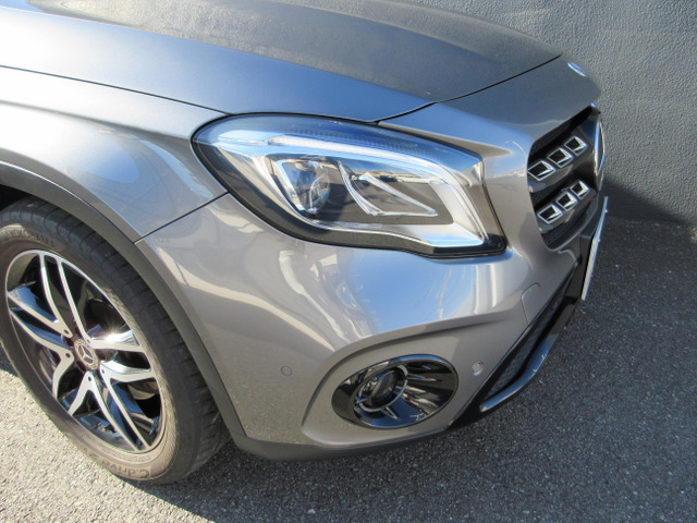 メルセデス・ベンツ GLAクラス GLA250 4マチック 4WD パノラマ