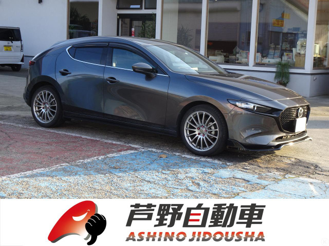 MAZDA3ファストバック 1.5 15S ツーリング バックカメラ
