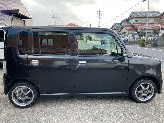 ダイハツ ムーヴコンテ カスタム G の中古車詳細 (131,000km, ブラック