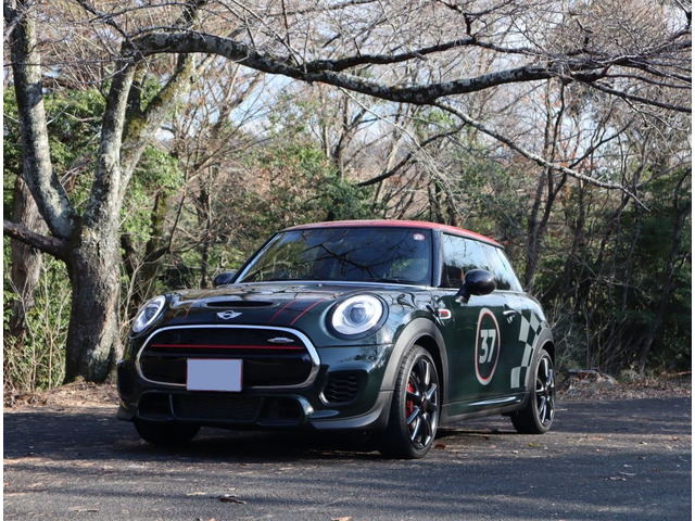 ミニ ジョン・クーパー・ワークス JCW 2.0