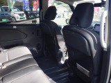 安心の全車保証付販売・ご購入後のオイル交換永久無料(車両価格の20%まで)の特典付です。
