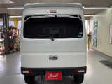 【自社整備工場完備】 自社整備工場を完備しており、納車前は徹底整備後お渡しとなります。自社工場だからこそ時間をかけれる。自社工場だからこそきめ細かい整備を。自社工場だからこそ出来る事があります。