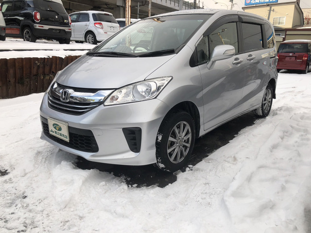 フリード 1.5 G プレミアムエディション 4WD ナビ TV バックカメラ Bluetooth エンスタ