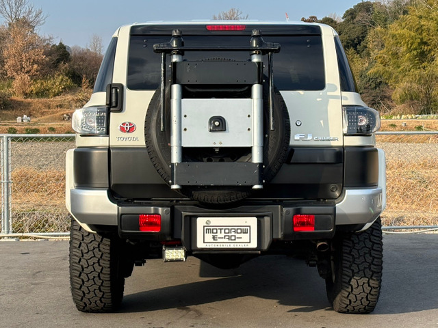 トヨタ FJクルーザー 4.0 カラーパッケージ 4WD の中古車詳細 (70,053
