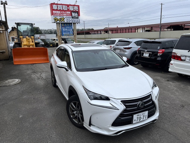 NX 200t バージョンL 4WD 
