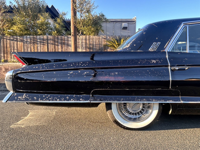 キャデラック フリートウッド 60S の中古車詳細 (36,204km, ブラック