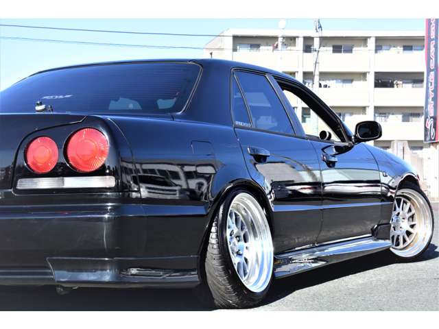 日産 スカイライン 2.5 25GT-X ターボ エアロ WORK17インチ 5速