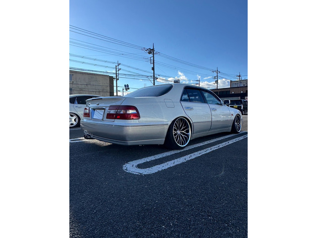 【限定・非売品】2121年秋引退　E4系　Max シルバーカラー 日産 シーマ 4.1 41LV の中古車詳細 (84,000km, パールII, 栃木県, 105