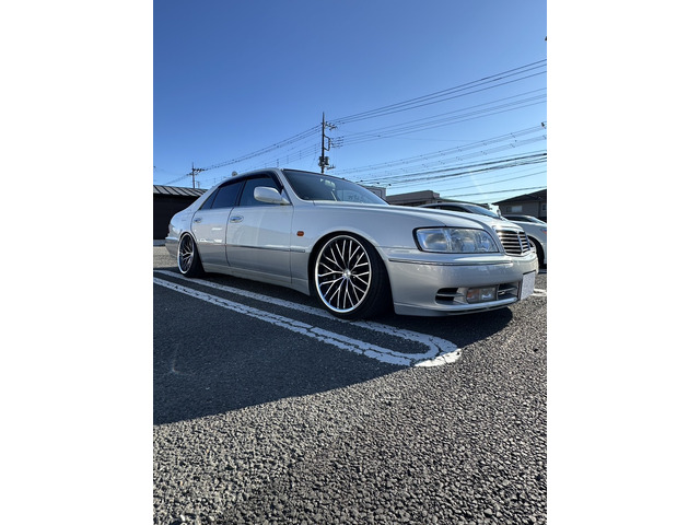 【限定・非売品】2121年秋引退　E4系　Max シルバーカラー 日産 シーマ 4.1 41LV の中古車詳細 (105,000km, パールII, 栃木県