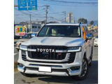 ランドクルーザー300 3.5 ZX 4WD ベージュ革シート サンルーフ 寒冷地仕様