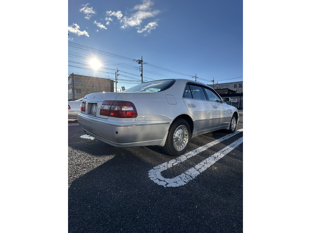 【限定・非売品】2121年秋引退　E4系　Max シルバーカラー 日産 シーマ 4.1 41LV の中古車詳細 (84,000km, パールII, 栃木県, 105