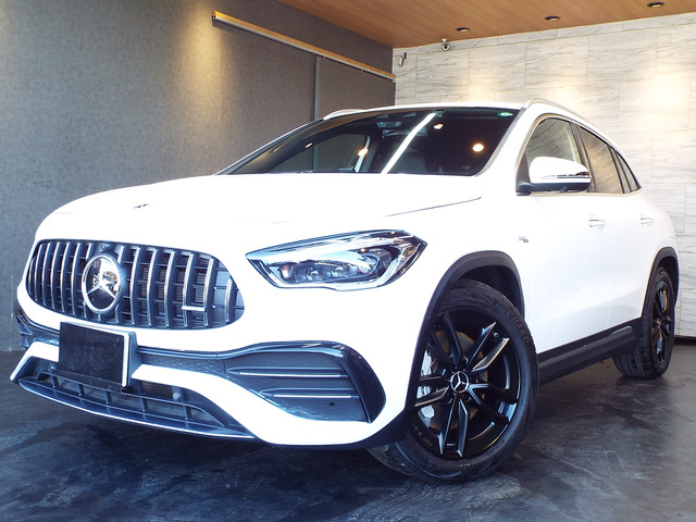 GLAクラス AMG GLA35 4マチック 4WD 