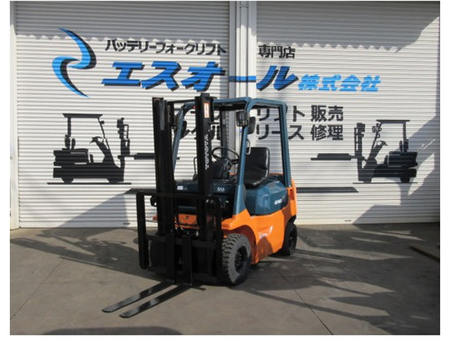 トヨタL&F エンジンフォークリフト 3.0M 1.0t