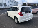 ルーフ部少凹キズタッチペイントあります
