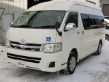 ハイエースコミューター 2.7 GL 4WD 車椅子輸送車