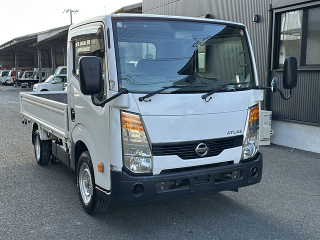 アトラス  平ボディ 積載1500kg 5速MT