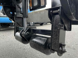 電動式のアウトリガー付き!