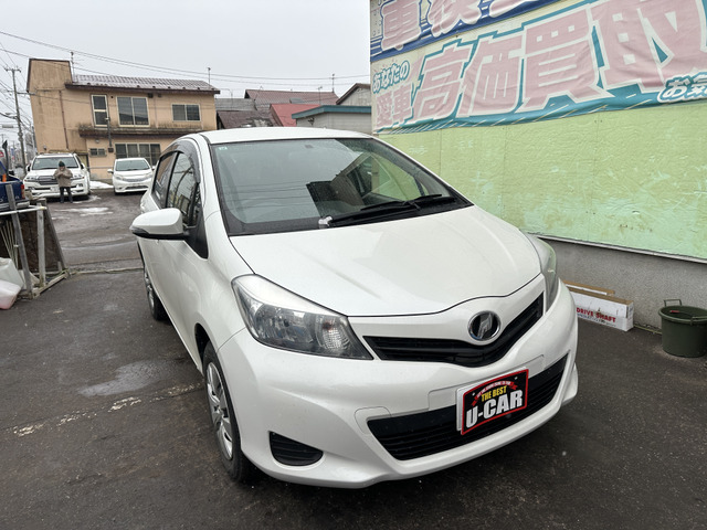 ヴィッツ 1.3 F スマイルエディション 4WD 純正エンスタ・キー2個