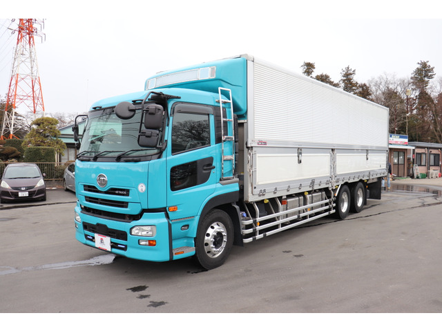 クオン  冷蔵冷凍車ウィングTU100S
