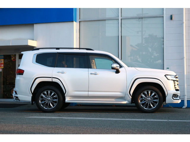 トヨタ ランドクルーザー300 3.5 ZX 4WD リア