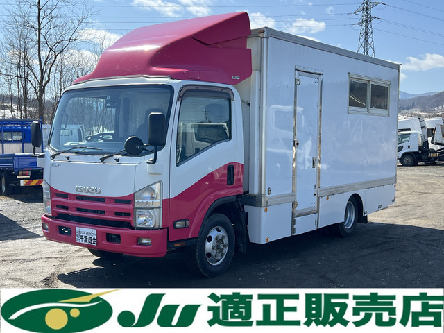 デュトロ  移動金融店舗車