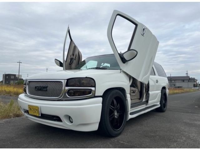 ユーコン XL 1500 デナリ 6.0 V8 4WD ガルウィング