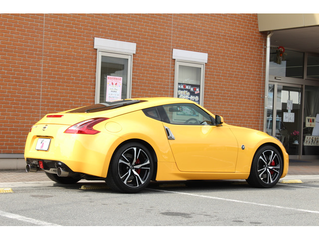 日産 フェアレディZ 3.7 バージョン ST F6速 1オーナー 特別色