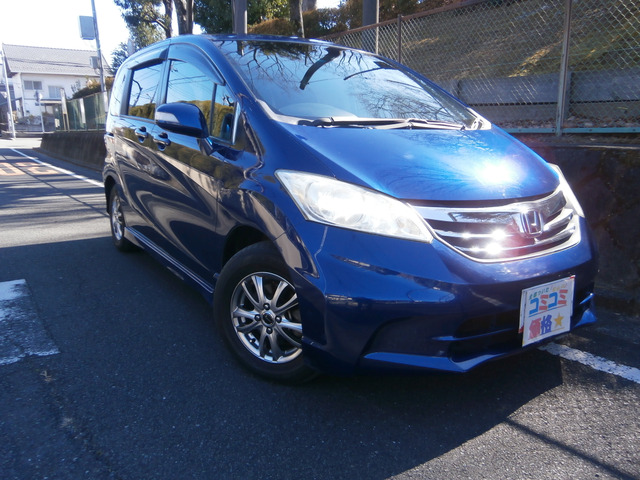 フリード 1.5 G ジャストセレクション 純正ナビ・バックカメラ・ETC