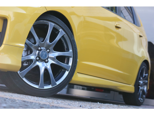 ホンダ フィット 1.5 RS 10thアニバーサリー HKS車高調 J's