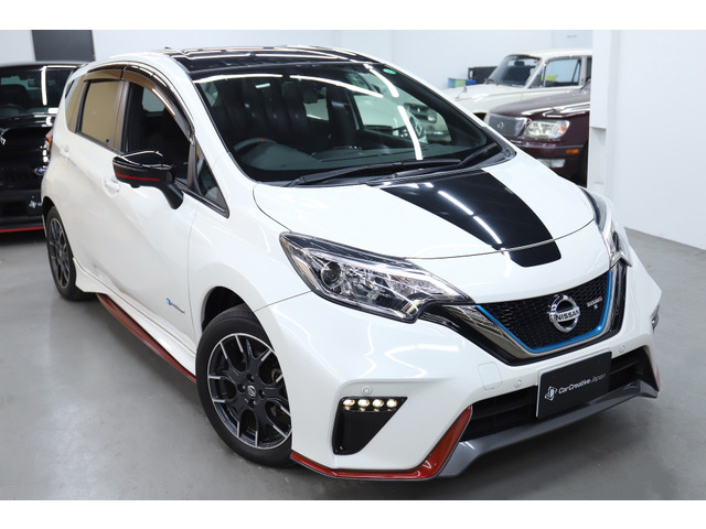 ノート 1.2 e-POWER NISMO S ブラック リミテッド 