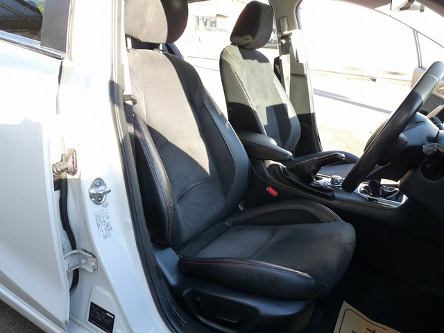 中古品】マツダ純正 シート アクセラ BM2FS 運転席（アクセラ